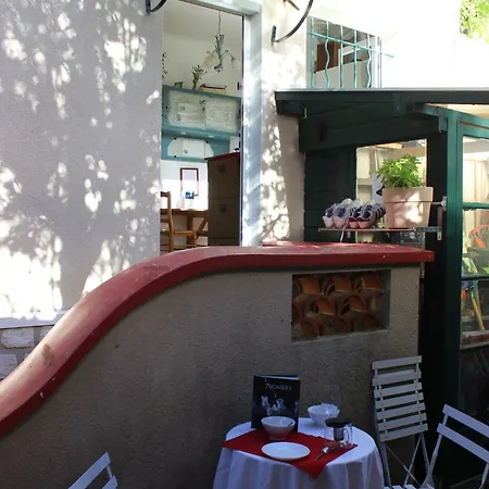 Un Balcon En Foret *